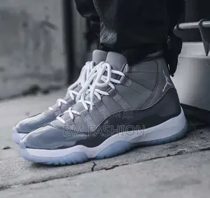 Photo - Nike Air Jordan 11 Retro Silver Men's 40 - 43