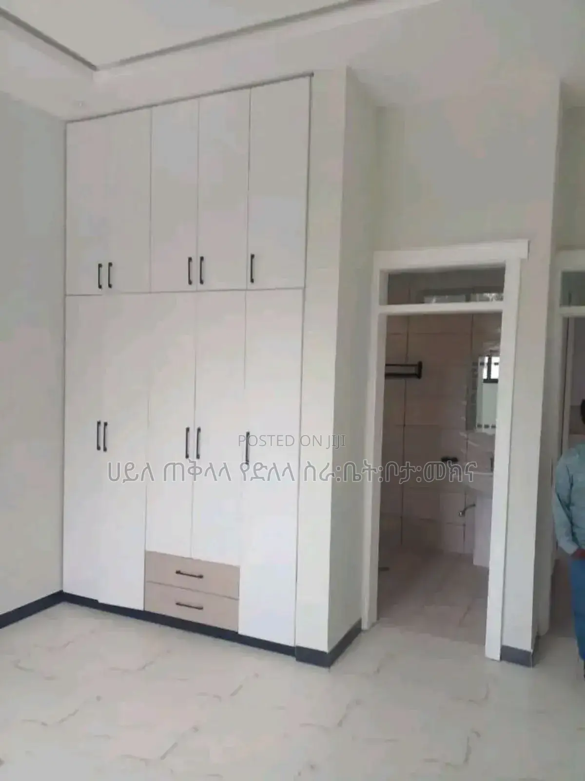 Furnished 4bdrm Villa in አያት ገብሮኤል አካባቢ, Yeka for sale