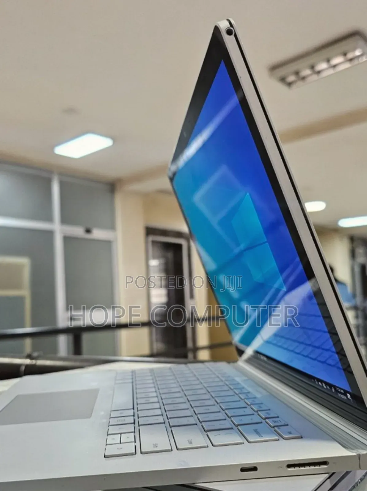 New Laptop Microsoft Surface Book 3 16GB Intel Core I7 SSD 256GB