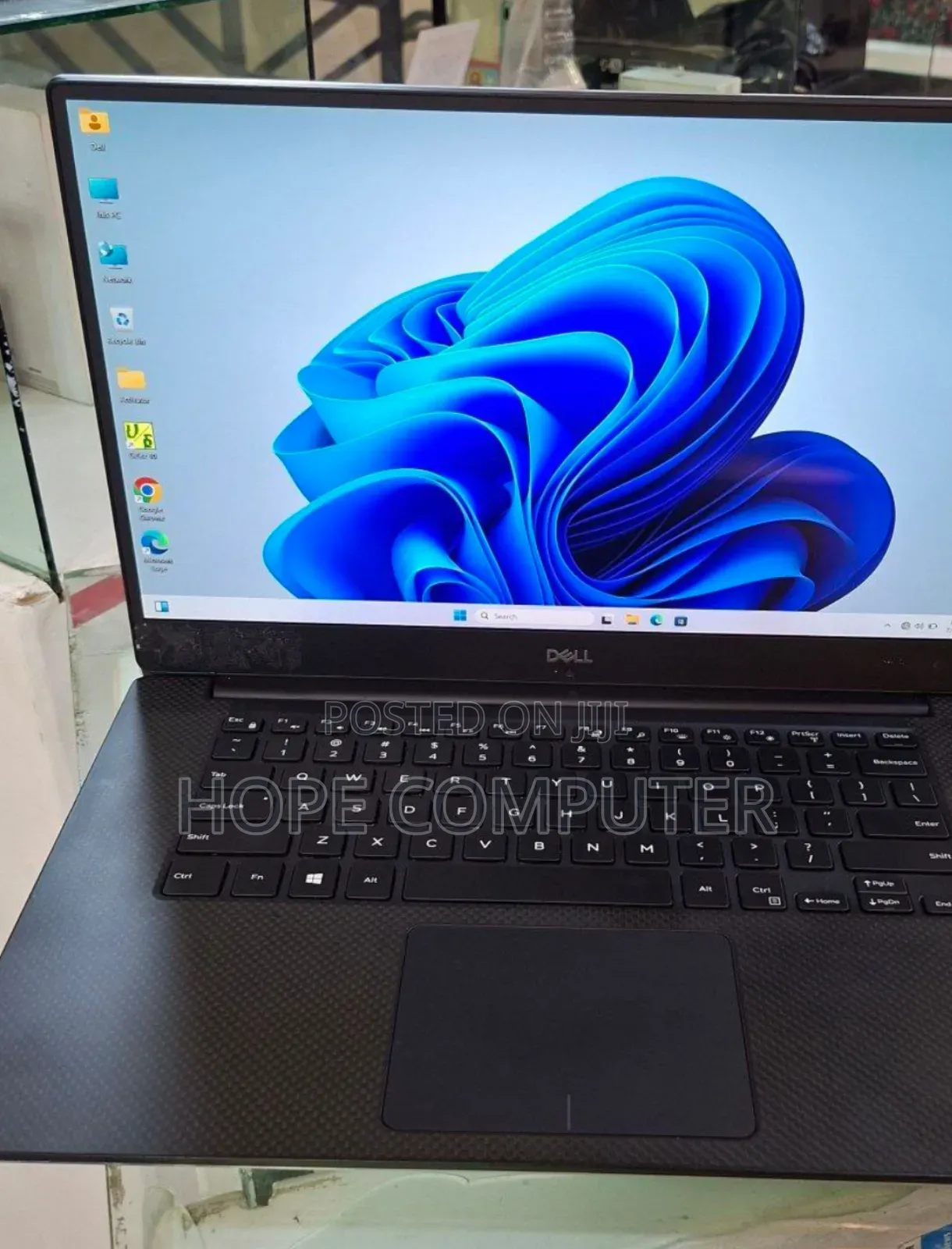 New Laptop Dell Precision 5540 16GB Intel Core I7 SSD 512GB