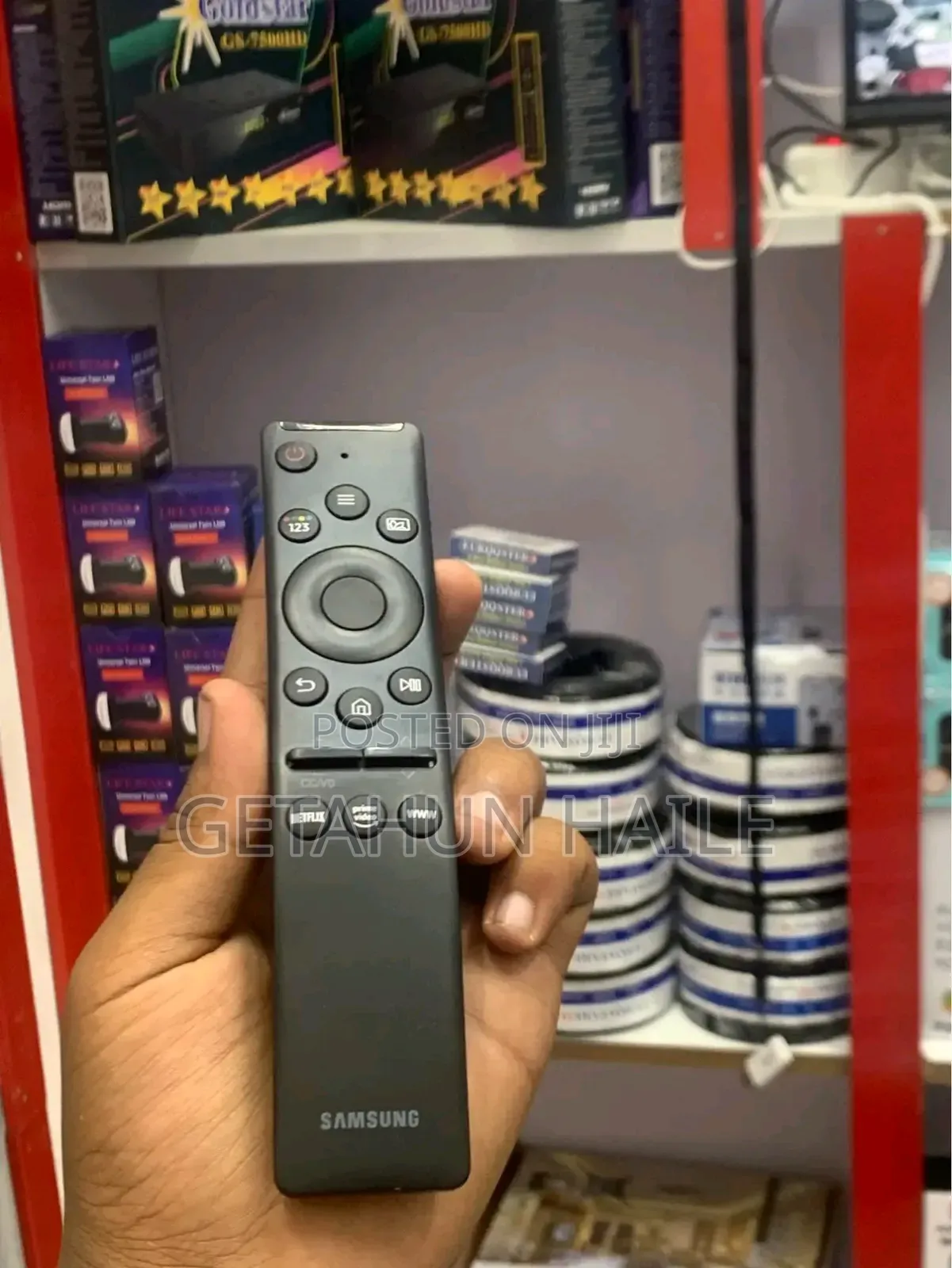 Samsung Tv Remote With Oval And Straight Available