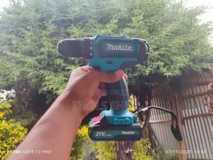 Photo - Makita Full Accessories Chargeable Drill