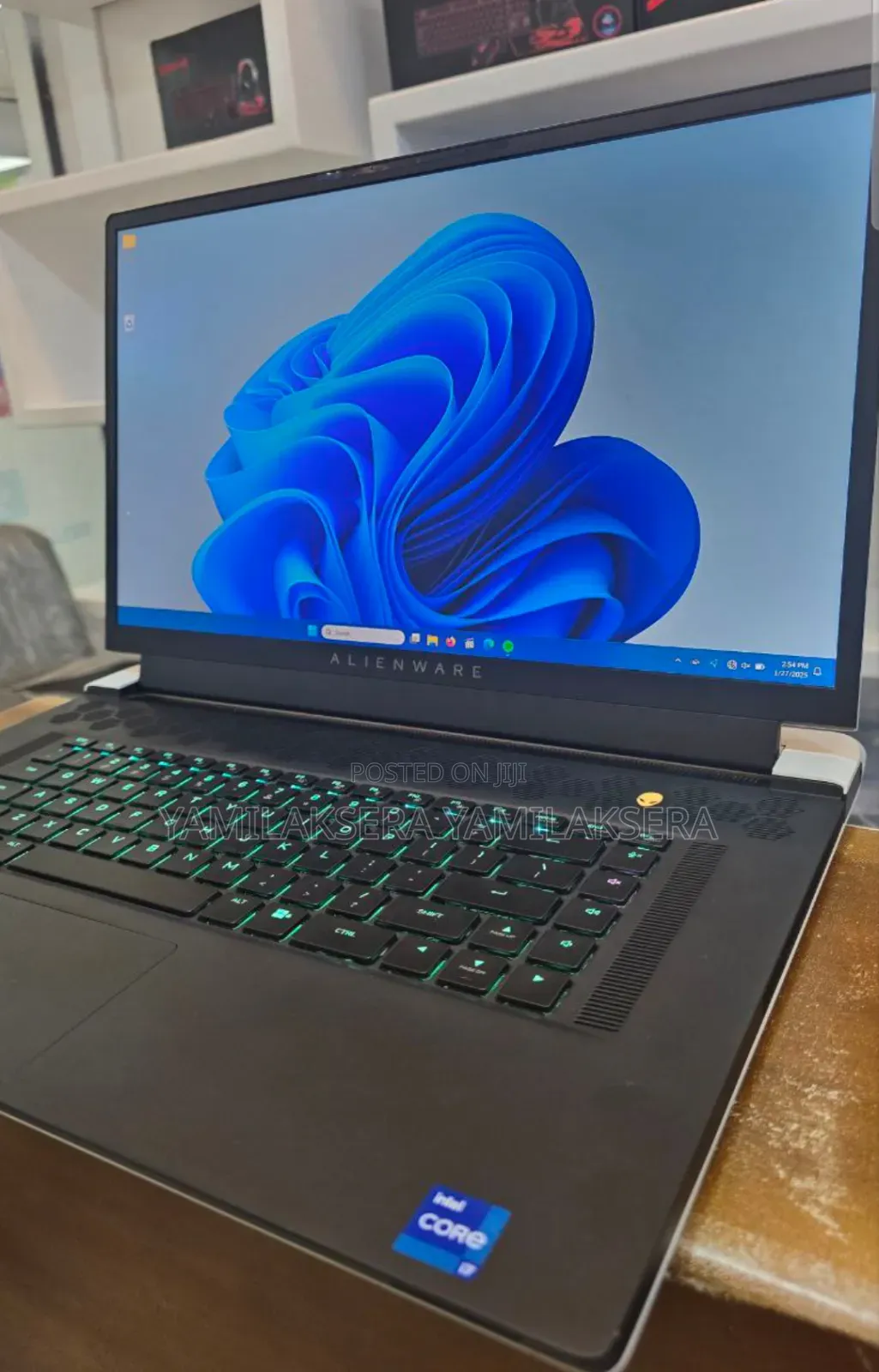 New Laptop Alienware M17x R2 32GB Intel Core I7 SSD 1T