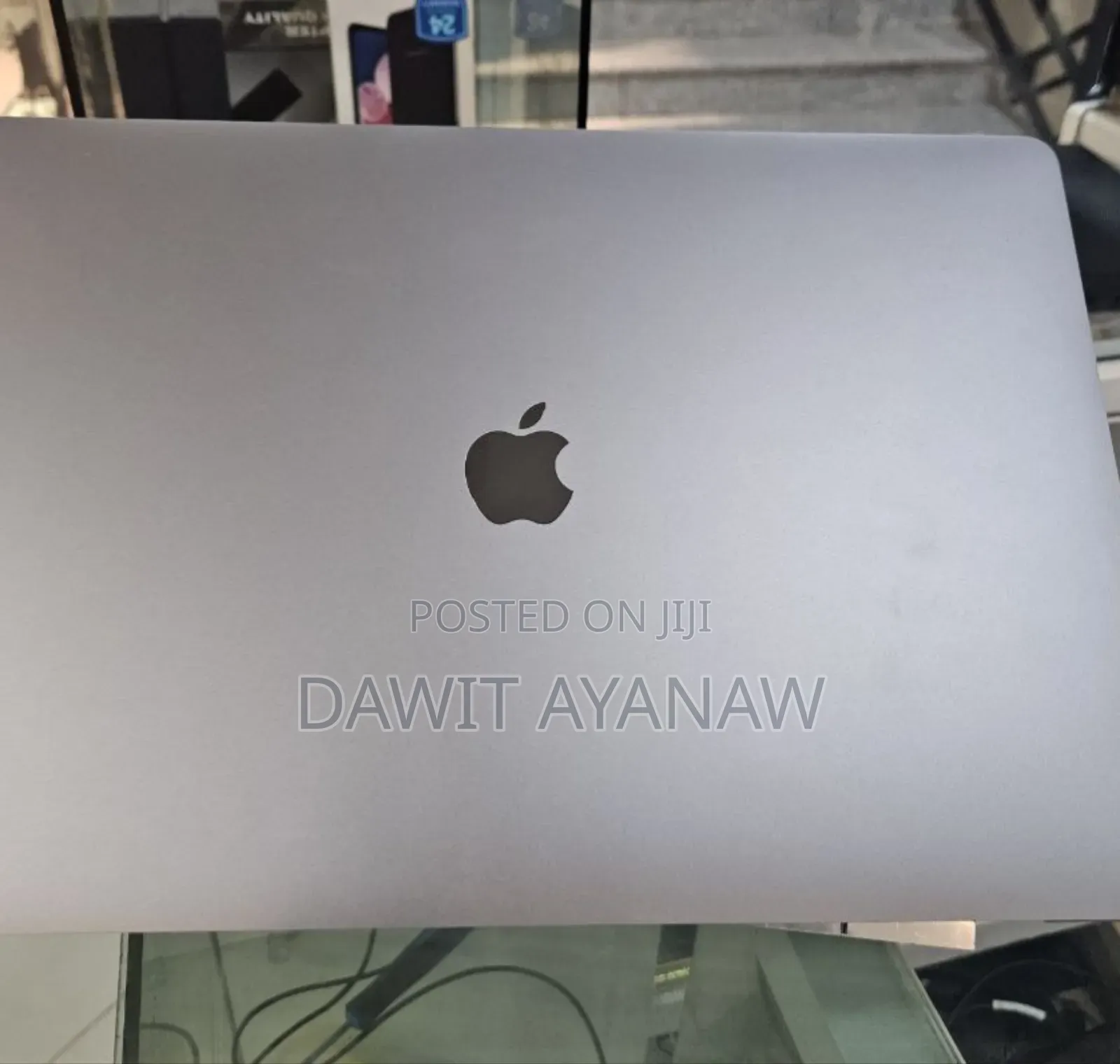 New Laptop Apple MacBook Pro 2019 16GB Intel Core I7 SSD 512GB