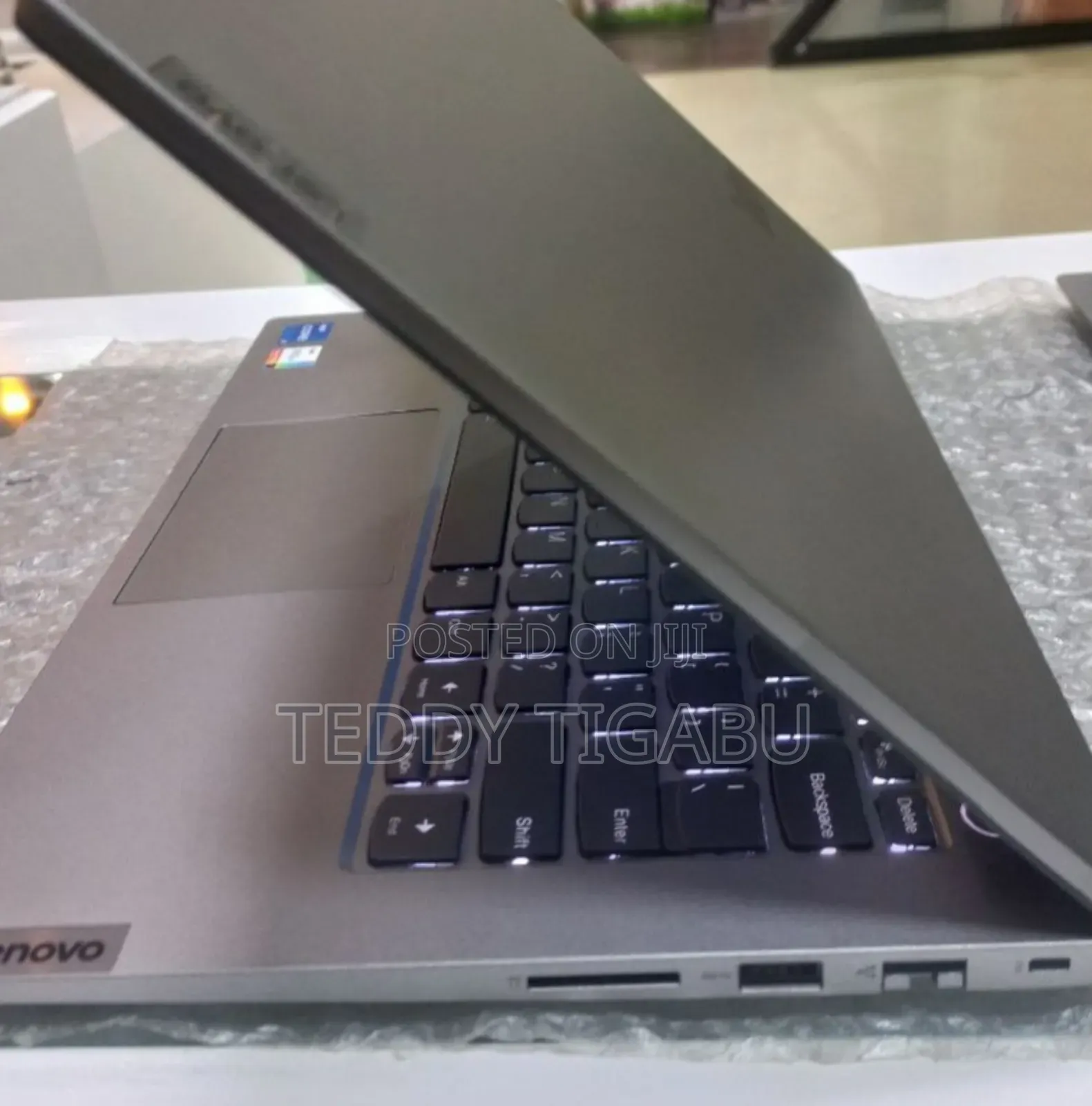 New Laptop Lenovo 16GB Intel Core I7 SSD 512GB