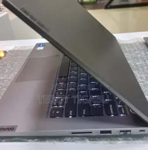 New Laptop Lenovo 16GB Intel Core I7 SSD 512GB