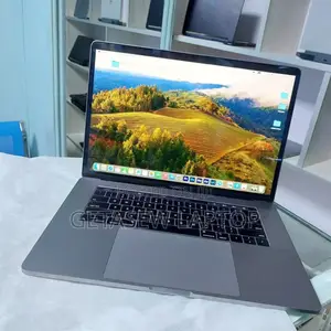 New Laptop Apple MacBook Pro 2019 16GB Intel Core I7 SSD 512GB