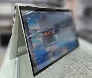 Photo - New Laptop HP EliteBook Folio 1040 G2 16GB Intel Core I7 SSD 512GB