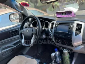 Toyota Tacoma 2014 Beige