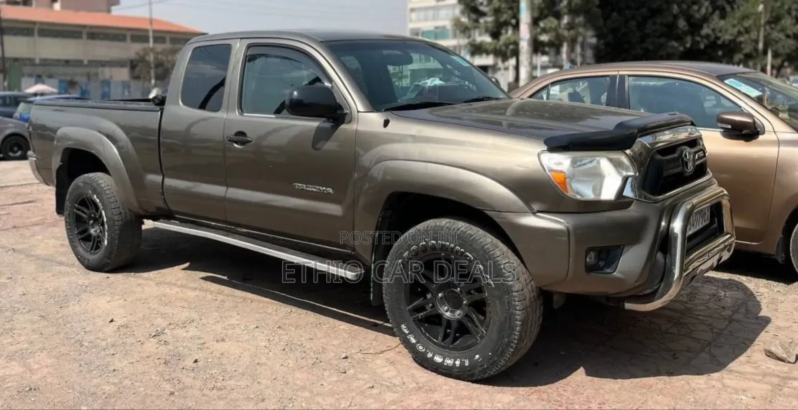 Toyota Tacoma 2014 Beige