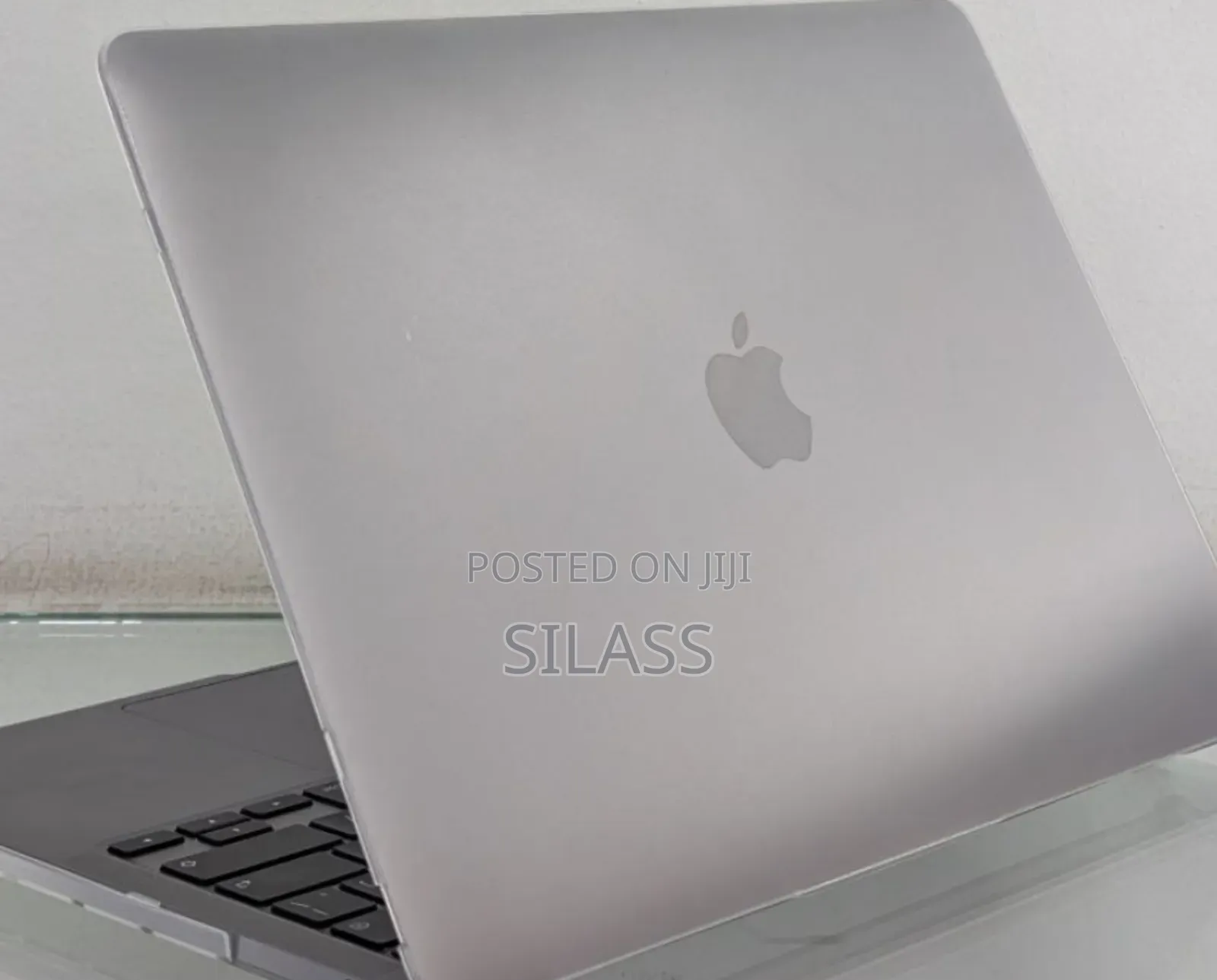 New Laptop Apple MacBook Pro M1 8GB Apple M1 SSD 256GB