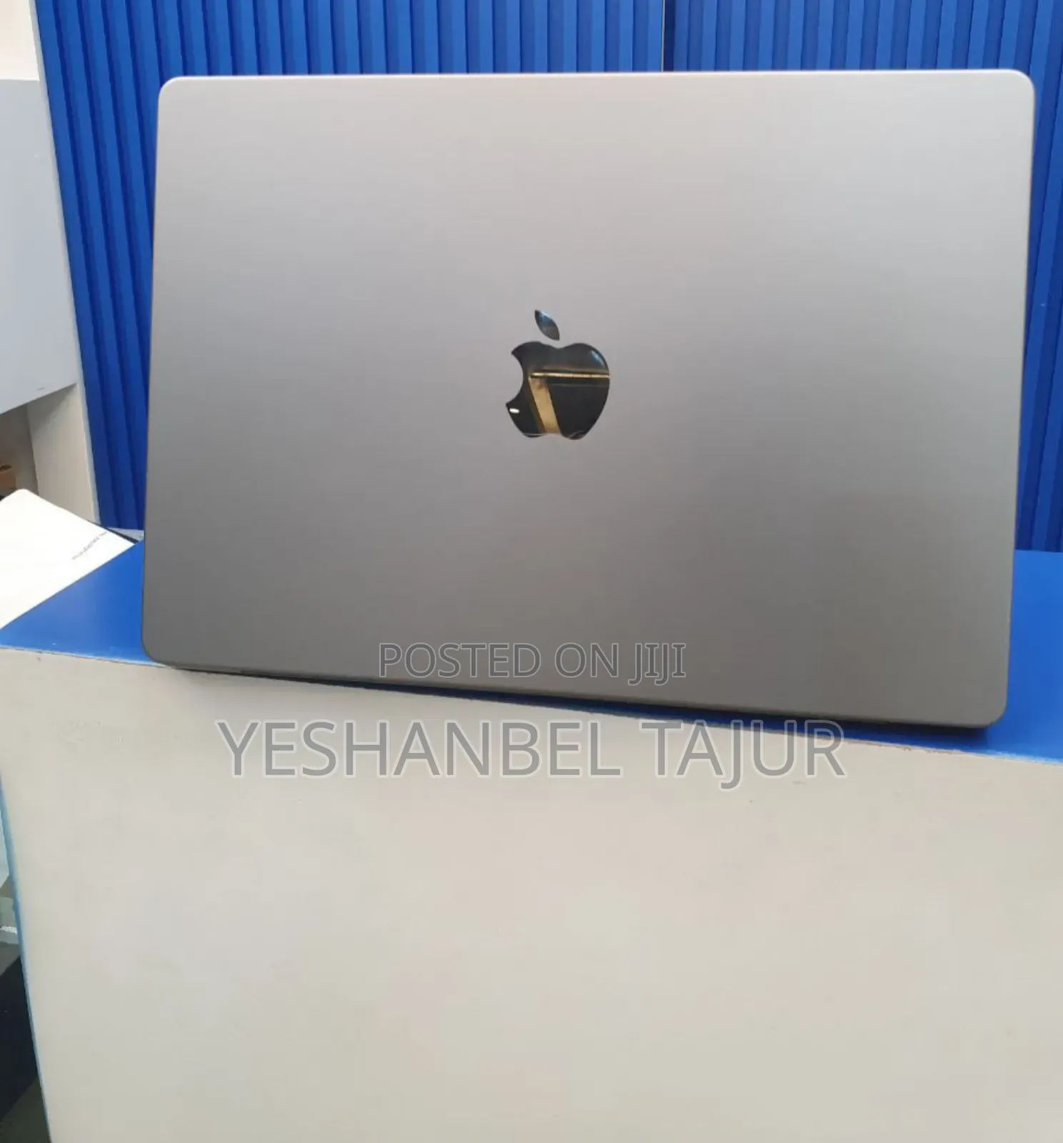 New Laptop Apple MacBook Pro M1 16GB Apple M1 Pro SSD 1T