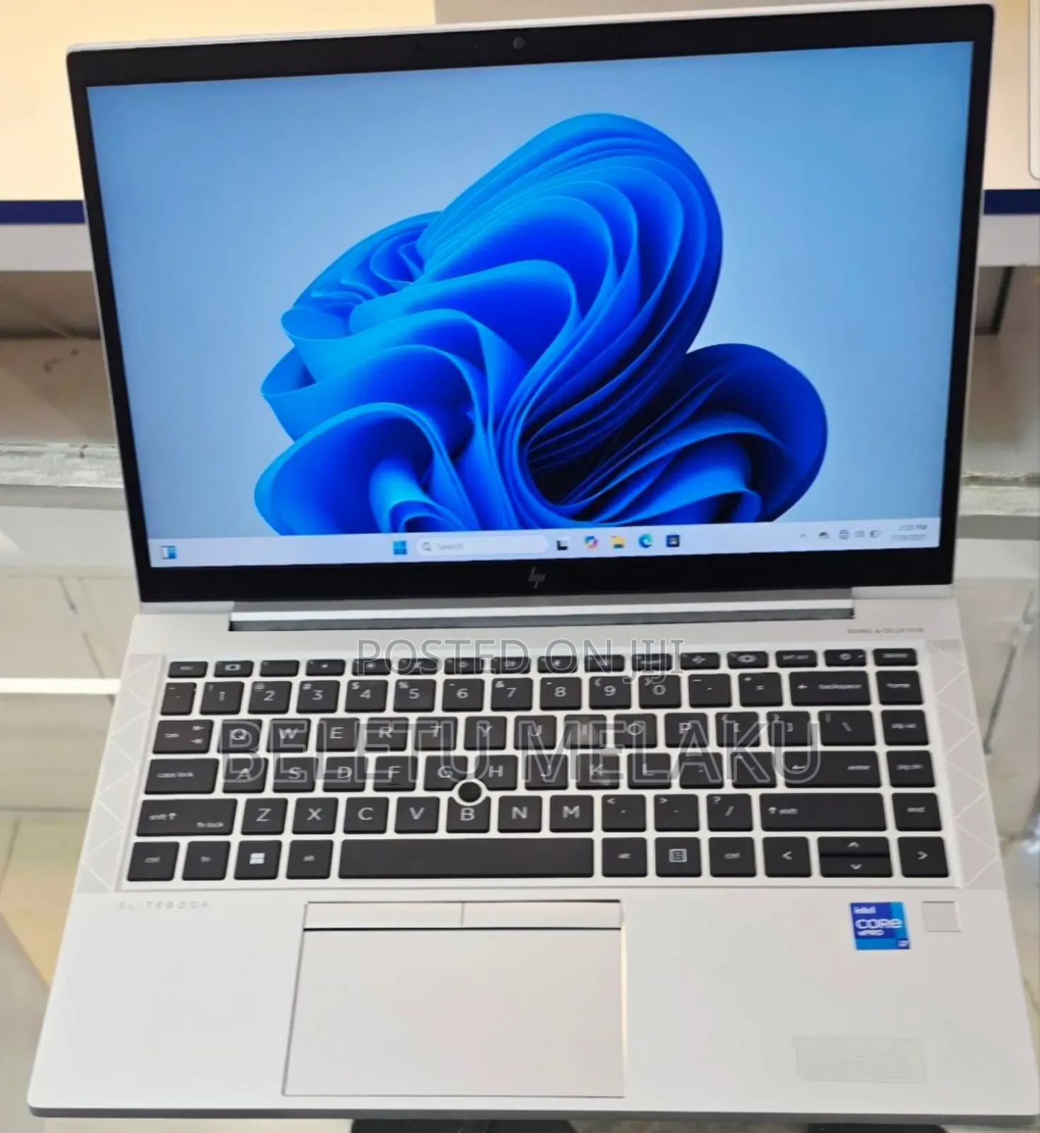 New Laptop HP EliteBook 840 G8 16GB Intel Core I7 SSD 512GB