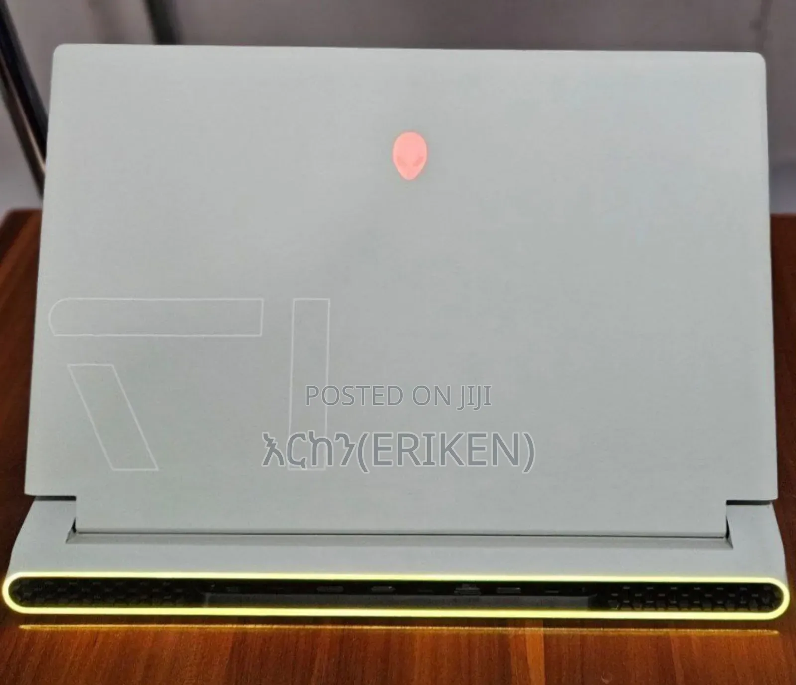 New Laptop Alienware M17x R2 16GB Intel Core I7 SSD 1T