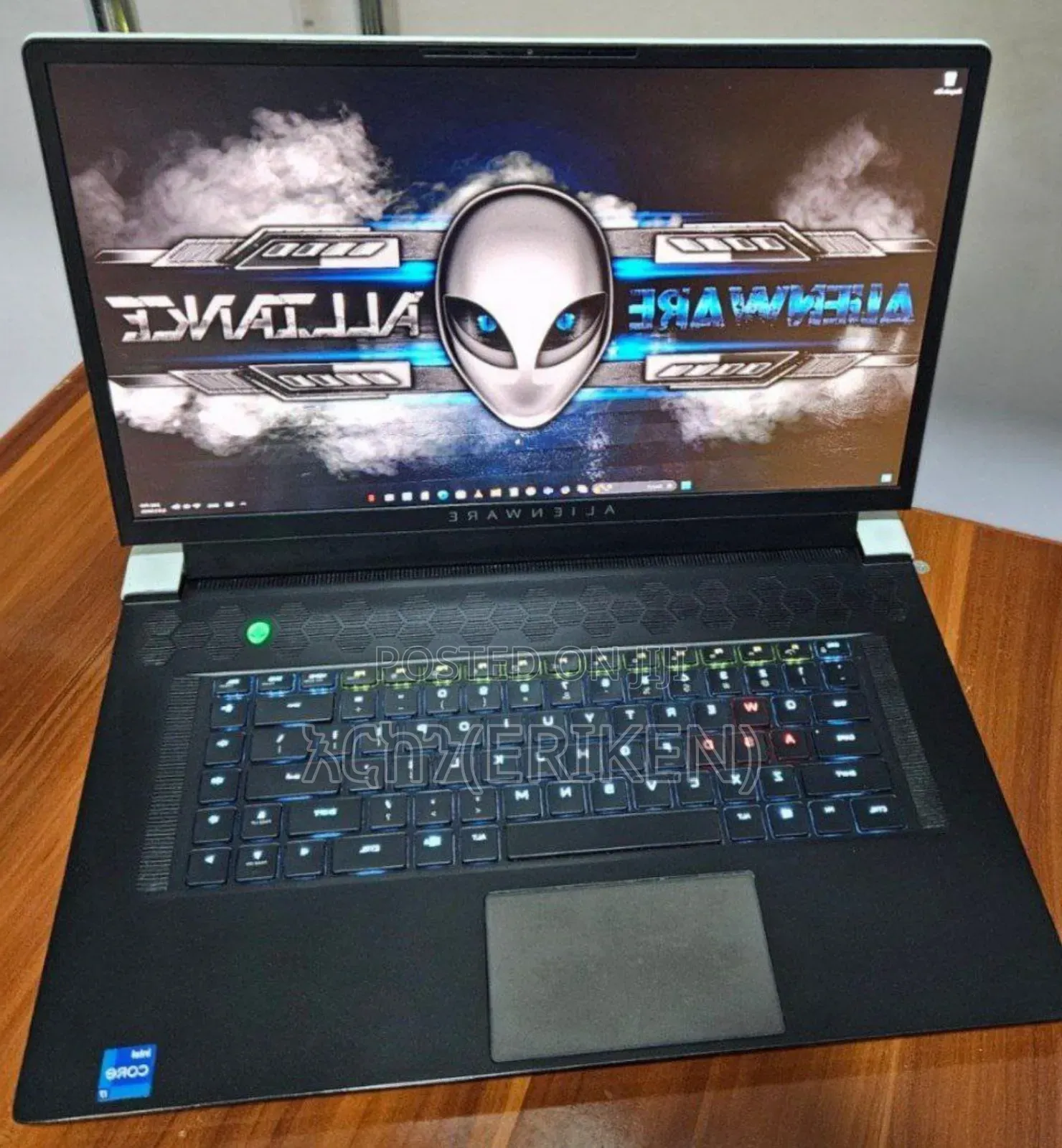 New Laptop Alienware M17x R2 16GB Intel Core I7 SSD 1T
