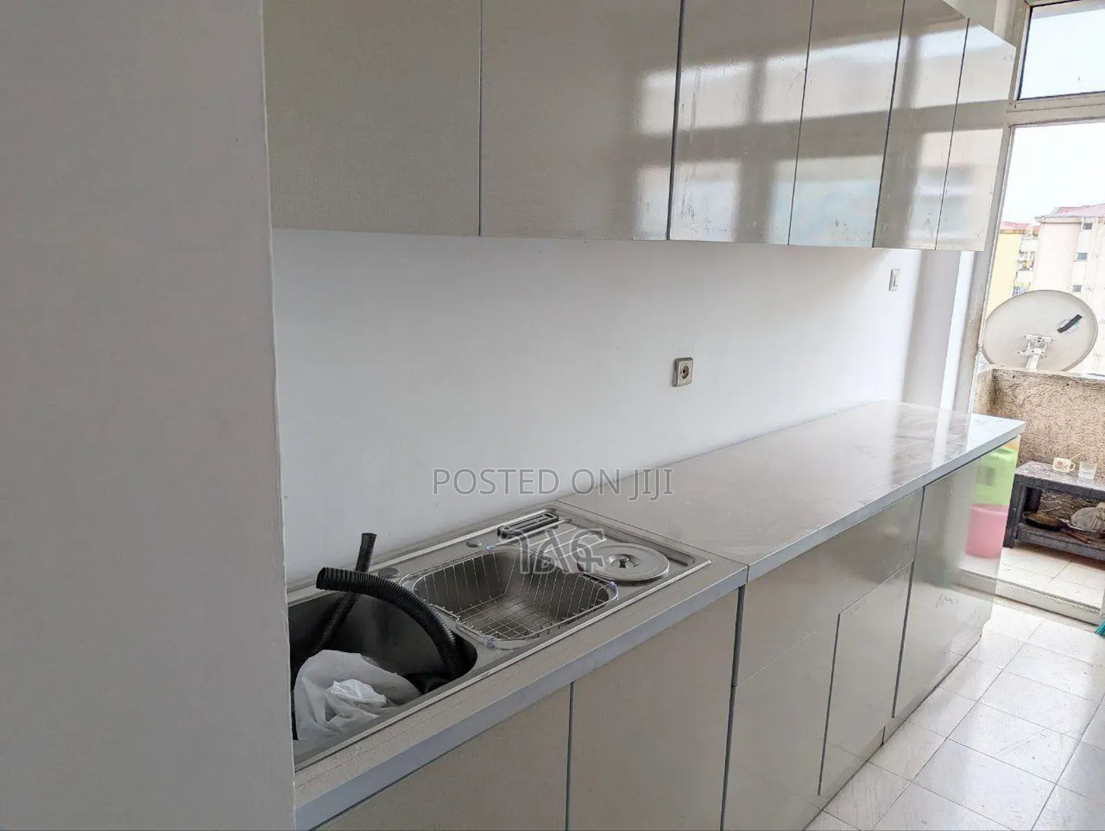 2bdrm Apartment in ሰሚት Sunshine ግቢ 2, Bole for sale