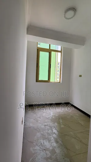 3bdrm Condo in አዲስ አበበ, Bole for sale