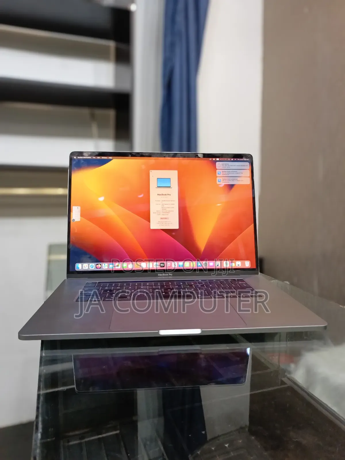 New Laptop Apple MacBook Pro 2019 16GB Intel Core I7 SSD 512GB