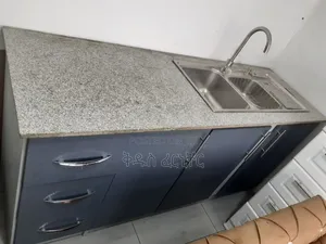 Photo - 1.90c.M ኦርጅናል እምነበረድ የተገጠመለት ኪችን