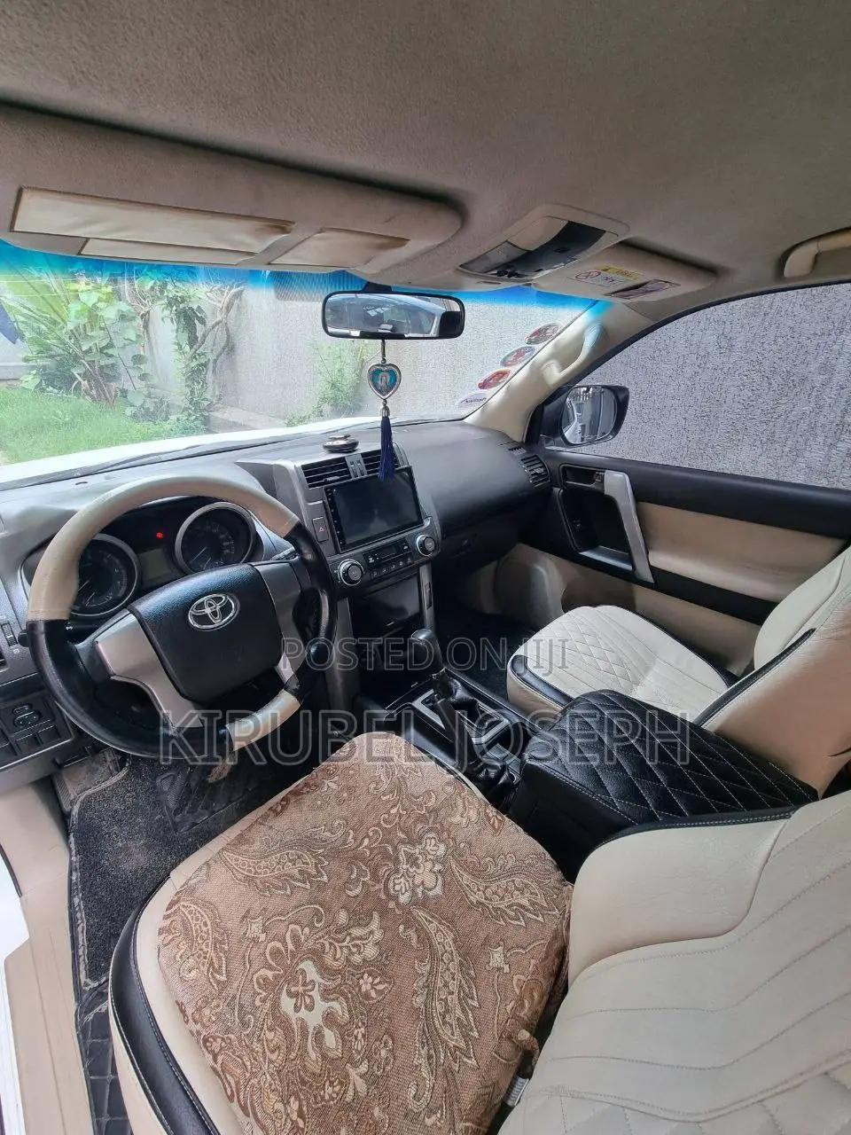 Toyota Land Cruiser 2013 White