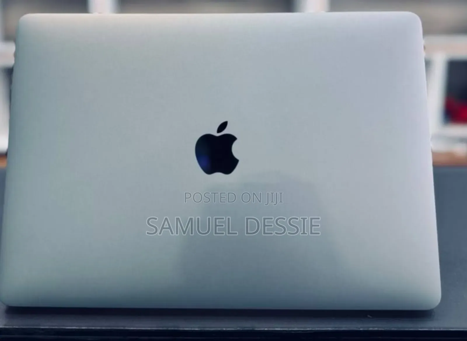 New Laptop Apple MacBook Pro 2017 8GB Intel Core I5 SSD 256GB