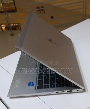 Photo - New Laptop HP EliteBook 840 16GB Intel Core I5 SSD 512GB