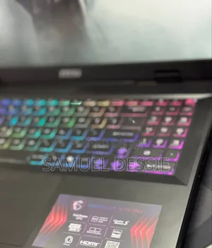 New Laptop MSI Crosshair 15 16GB Intel Core I7 SSD 1T