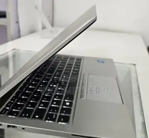 New Laptop HP EliteBook 840 G8 16GB Intel Core I5 SSD 512GB