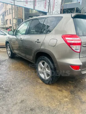 Toyota RAV4 2012 Brown
