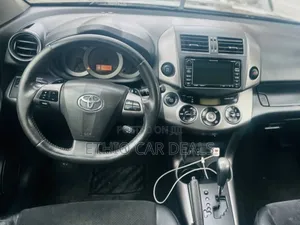 Toyota RAV4 2012 Brown