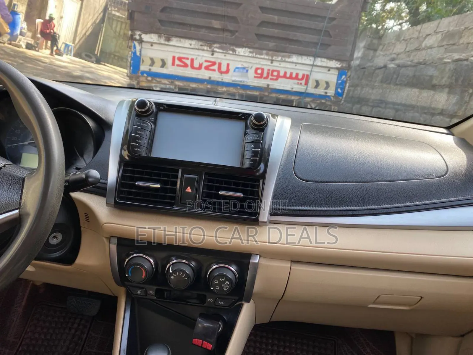 Toyota Yaris 2015 Red