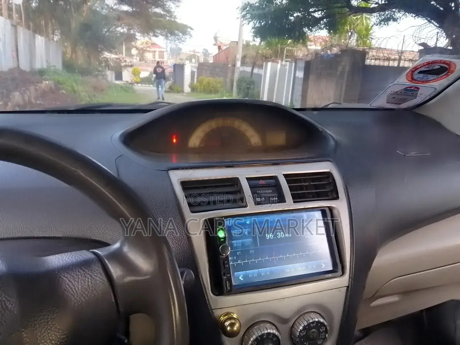 Toyota Yaris 2007 Gold