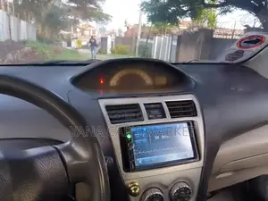 Toyota Yaris 2007 Gold