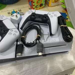 Photo - Ps5 Slim በአዲስ Playstation 5