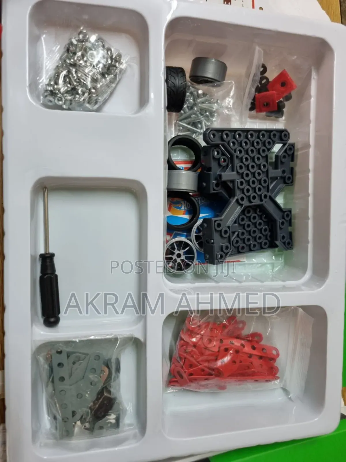 Hot Wheels Metal Model Car Mechano Set