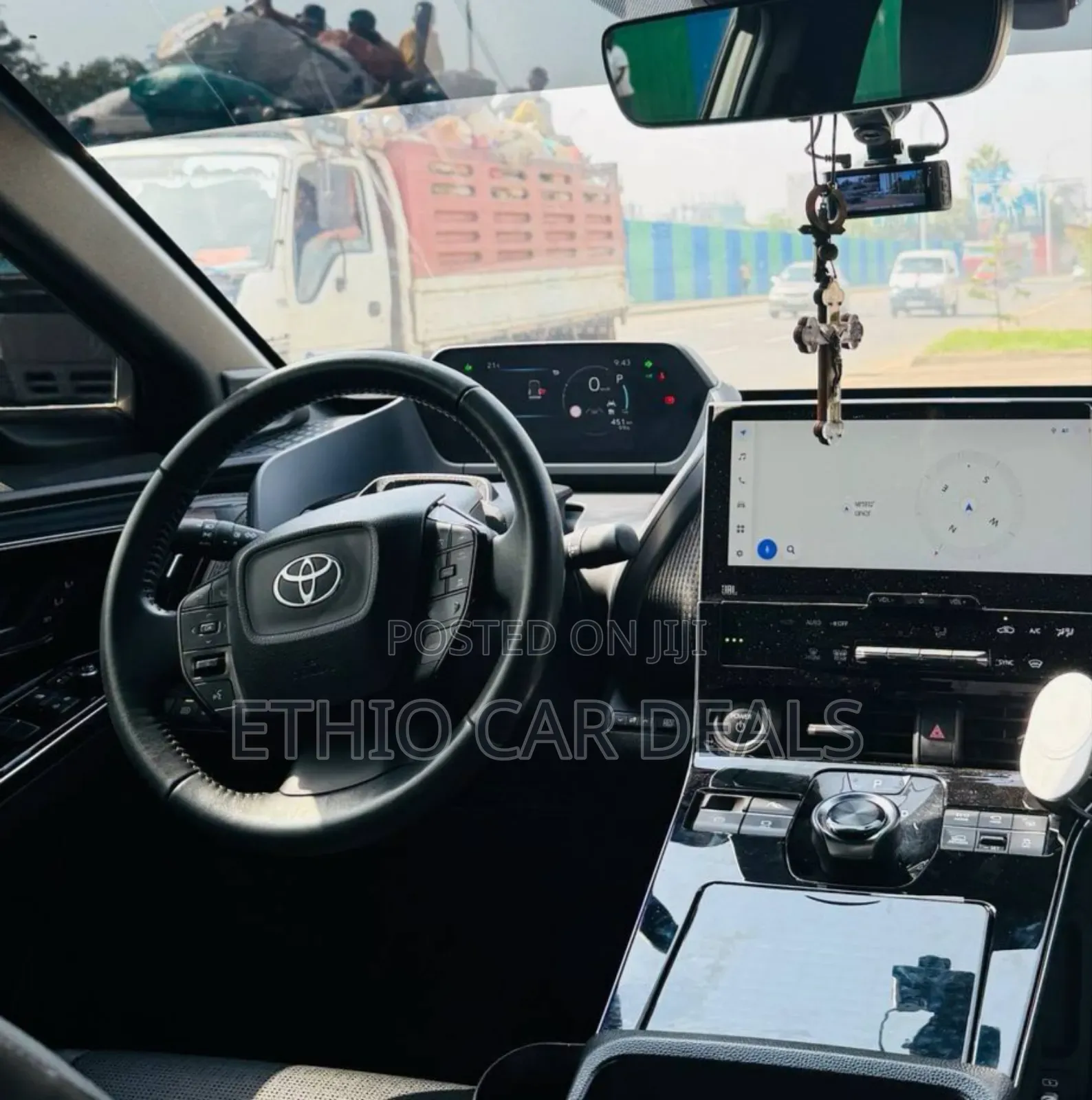 Toyota bZ4X 71.4 kWh FWD 2023 Silver