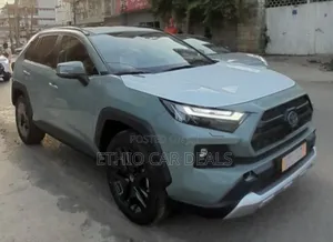 New Toyota RAV4 2024 Green