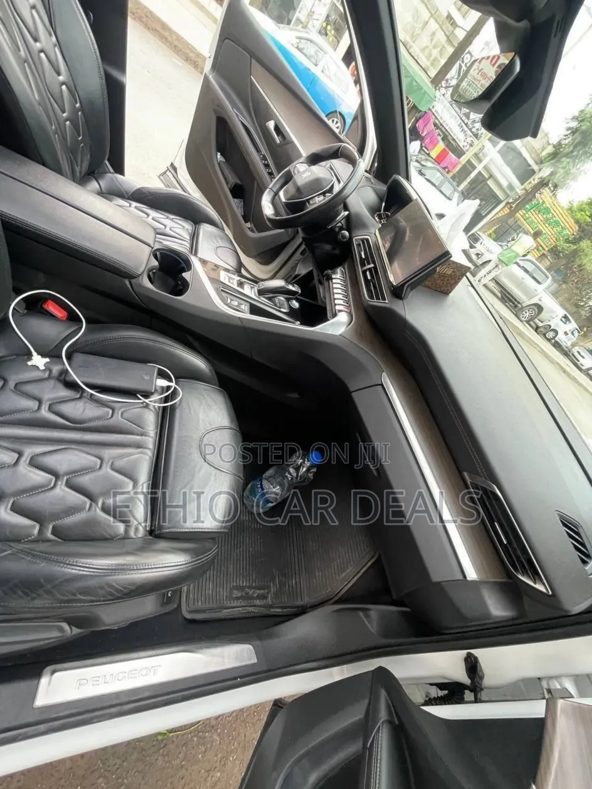 Peugeot 5008 2022 White