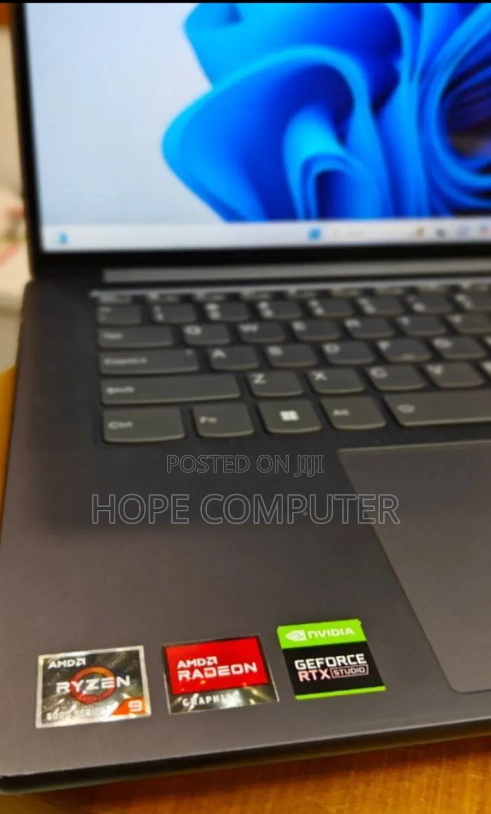 New Laptop Lenovo Yoga 7i 32GB AMD Ryzen 9 SSD 512GB