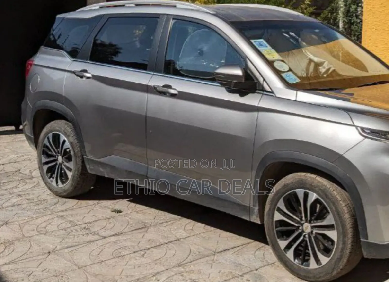 Chevrolet Captiva 2022 Gray