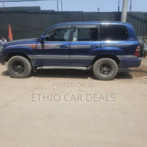 Photo - Toyota Land Cruiser 2003 Blue