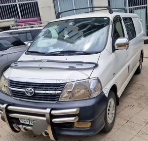 Toyota HiAce 2011 White