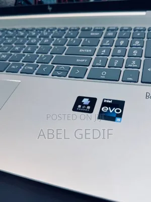 New Laptop HP 16GB Intel Core i5 SSD 1T