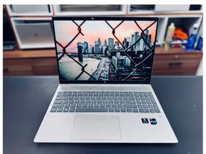 New Laptop HP 16GB Intel Core i5 SSD 1T