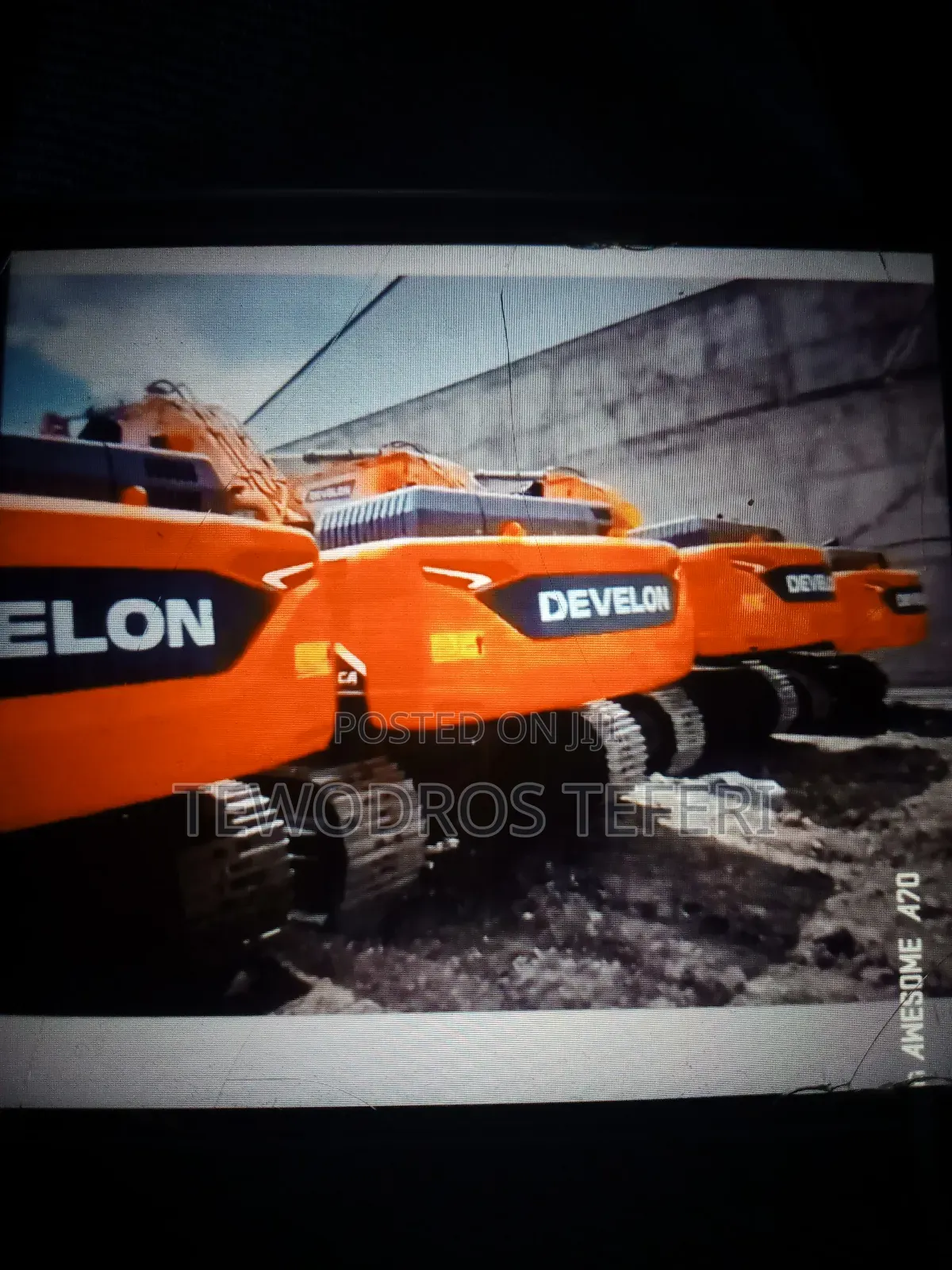 Excavator Devlon 360
