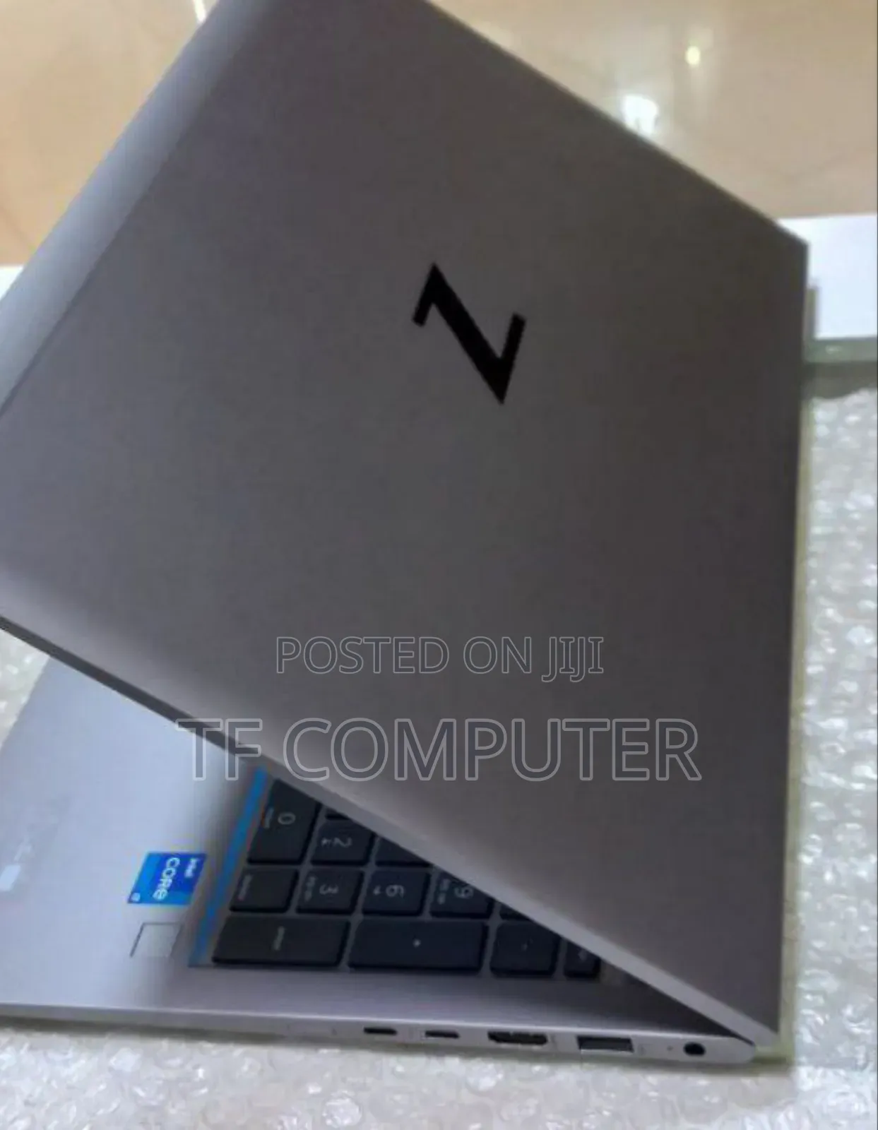 New Laptop HP ZBook Firefly G8 16GB Intel Core I7 SSD 512GB