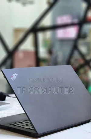 New Laptop Lenovo ThinkPad T14s G4 16GB Intel Core I7 SSD 512GB