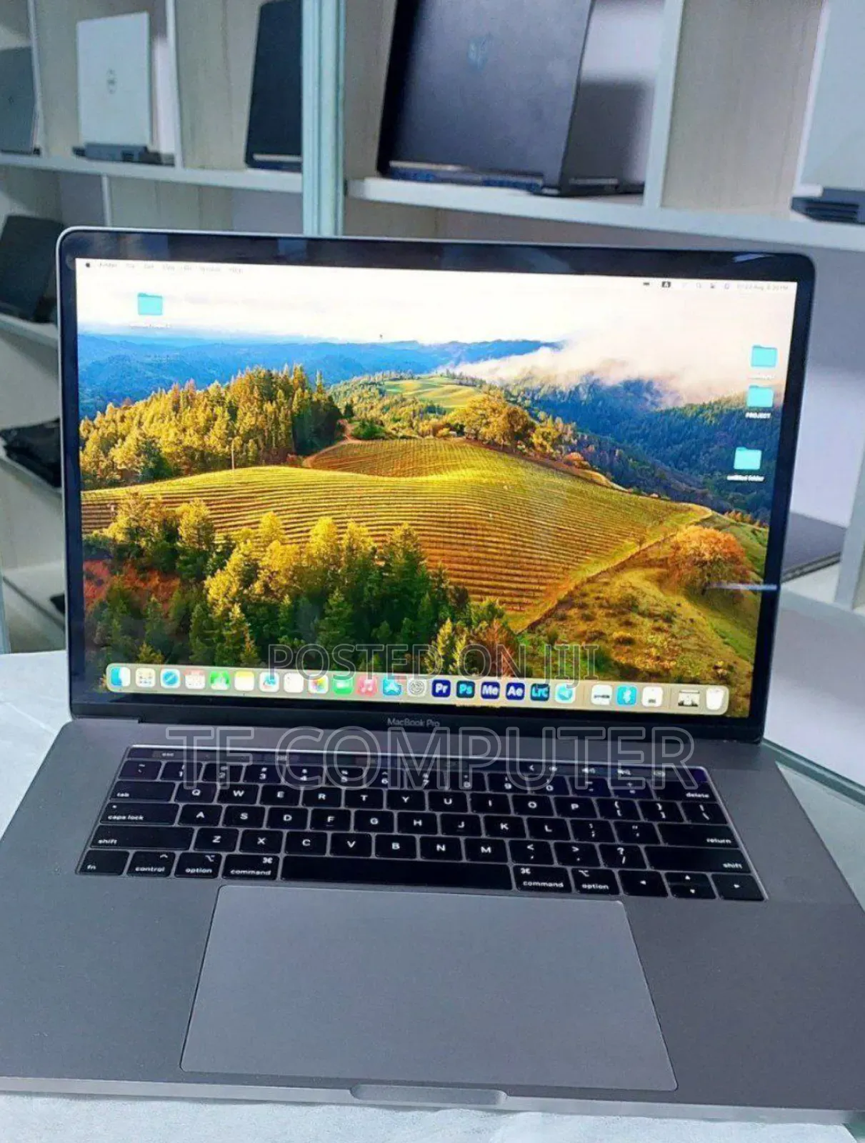 New Laptop Apple MacBook Pro 2019 16GB Intel Core I7 SSD 512GB