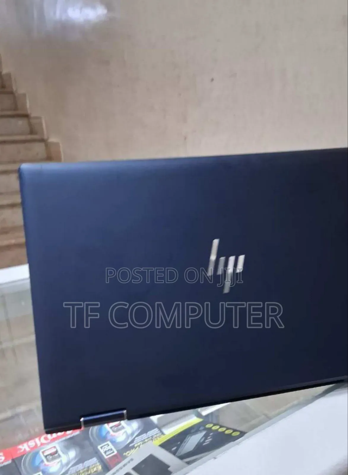 New Laptop HP Dragonfly G2 8GB Intel Core I5 SSD 512GB