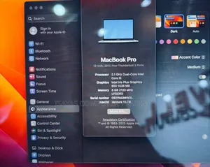 Photo - New Laptop Apple MacBook Pro 2017 8GB SSD 256GB